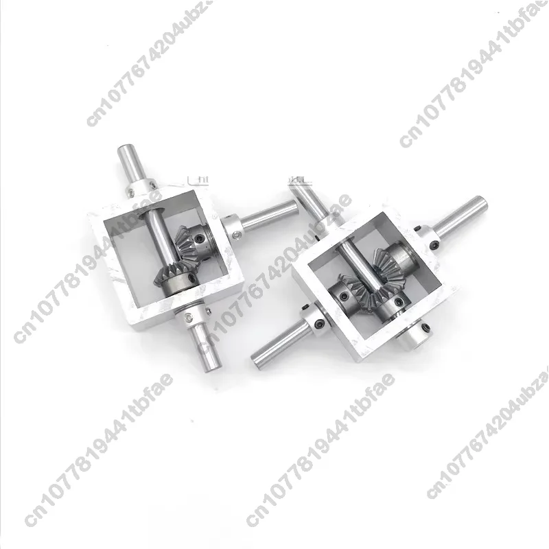 1: 1. Alloy Frame 90 Degree Right Angle Transmission, Reverse Transmission, Dual Output Shaft Bevel Gear Angle Converter
1: 1. Alloy Frame 90 Degree Right Angle Transmission, Reverse Transmission, Dual Output Shaft Bevel Gear Angle Converter