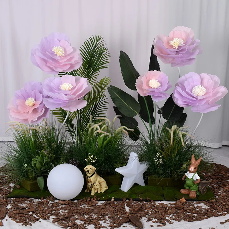 Giant floral design with two colors, known as mall window decoration, giant floral scene decoration, wedding guide
Giant floral design with two colors, known as mall window decoration, giant floral scene decoration, wedding guide
