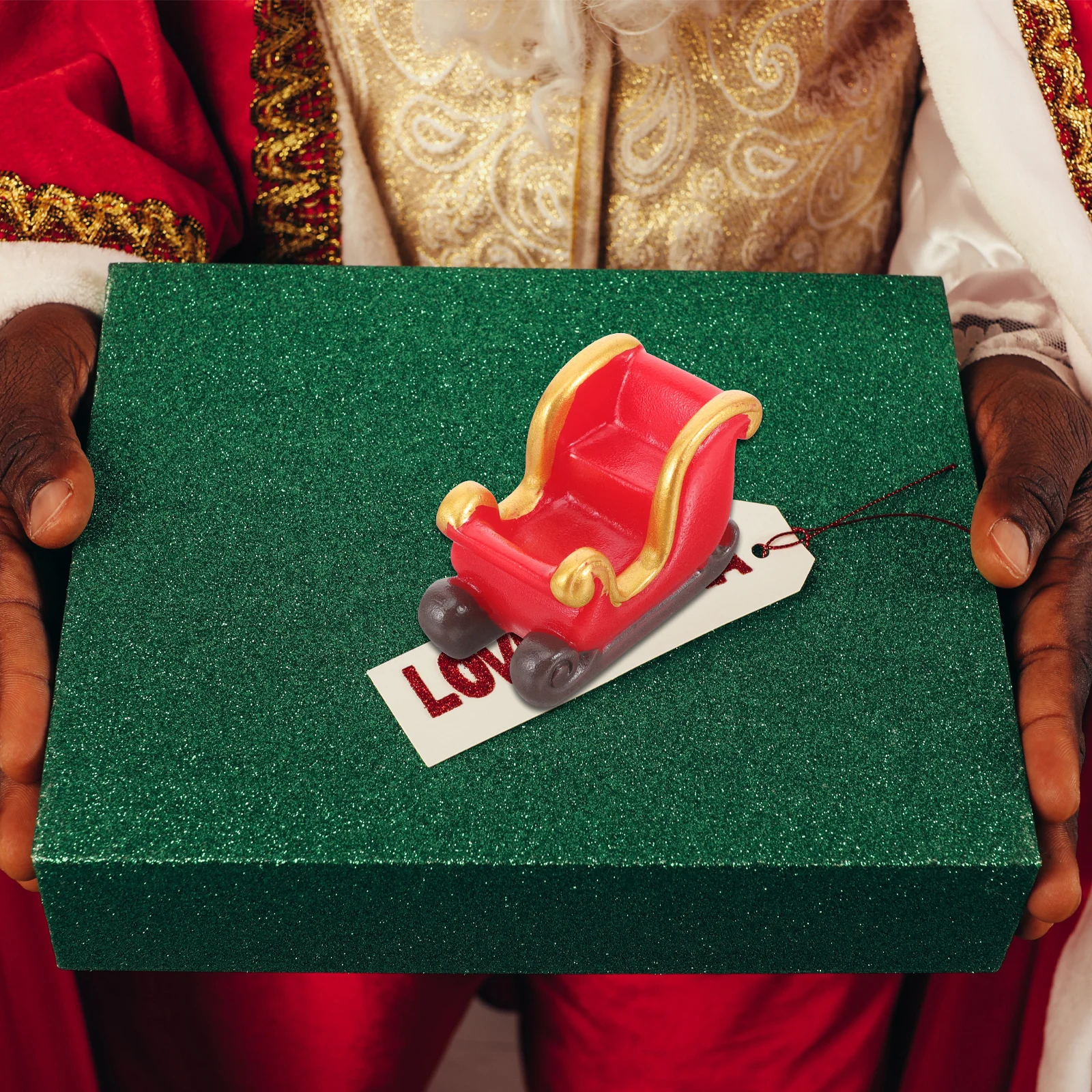 Mini Sleigh Resin Snow Scene Ornament Cute Cartoon Desktop Garden Cake Decor Christmas Accessories Crafting Landscape
Mini Sleigh Resin Snow Scene Ornament Cute Cartoon Desktop Garden Cake Decor Christmas Accessories Crafting Landscape