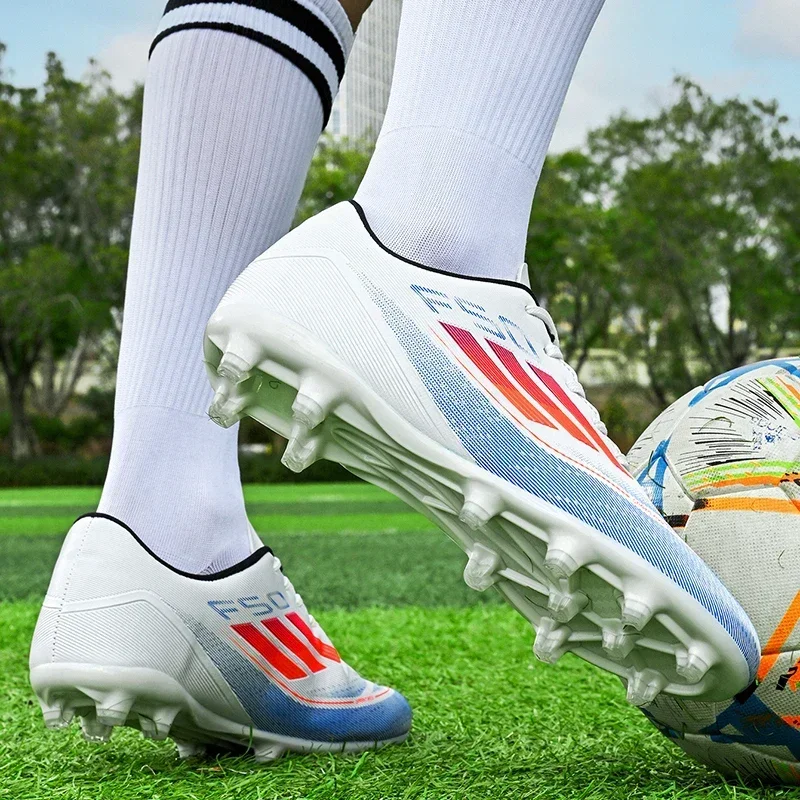 Men Soccer Shoes Outdoor Society Professional Football Boots Original Futsal Top Quality Cleats Comfortable Women Football Shoes
Men Soccer Shoes Outdoor Society Professional Football Boots Original Futsal Top Quality Cleats Comfortable Women Football Shoes