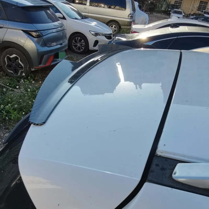Suitable for Great Wall Haval H6 tail wing top wing Installation without punching adhesive Trunk spoiler diffuser
Suitable for Great Wall Haval H6 tail wing top wing Installation without punching adhesive Trunk spoiler diffuser