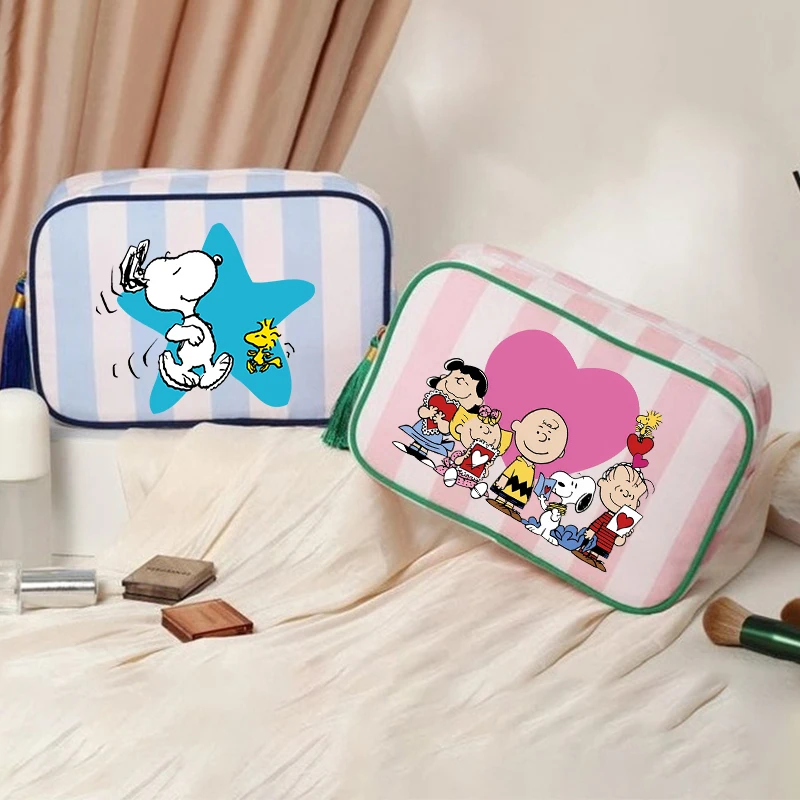 Snoopys женская косметичка холст в полоску косметичка красочный бант женская косметичка дорожные туалетные принадлежности органайзер для красоты хранение
Snoopys женская косметичка холст в полоску косметичка красочный бант женская косметичка дорожные туалетные принадлежности органайзер для красоты хранение