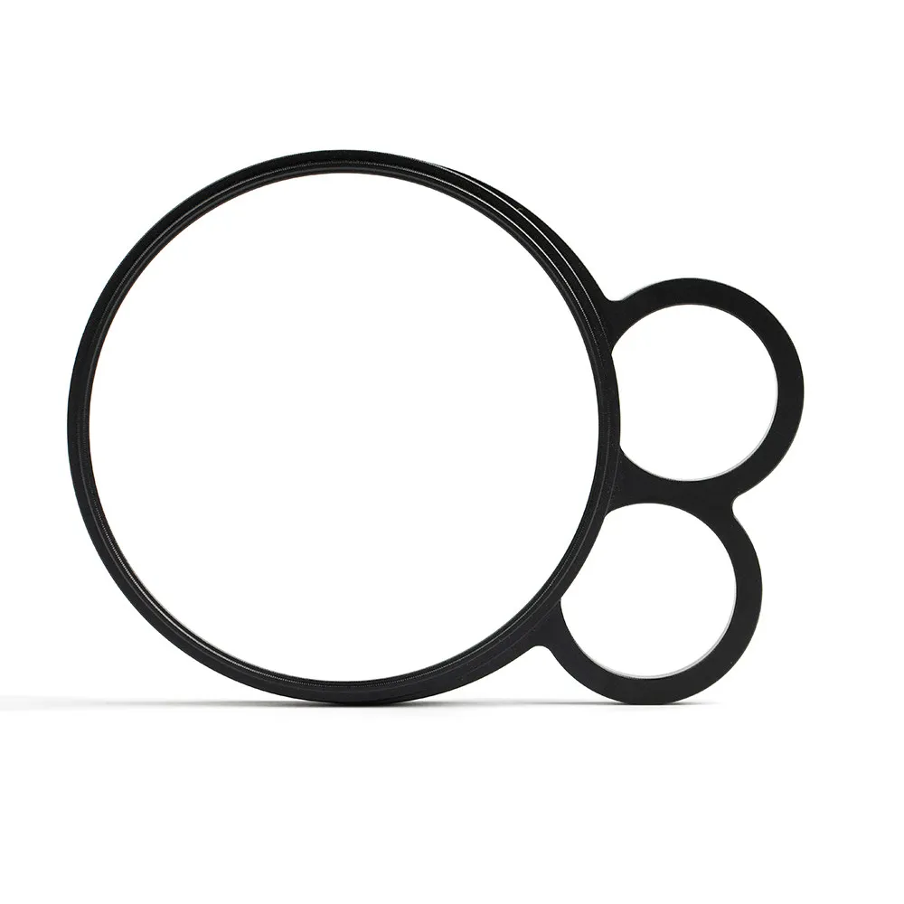 The 77mm Handheld Grip Allows You to Screw a 77mm Filter onto the Handle to Use It as a Handheld Filter
The 77mm Handheld Grip Allows You to Screw a 77mm Filter onto the Handle to Use It as a Handheld Filter