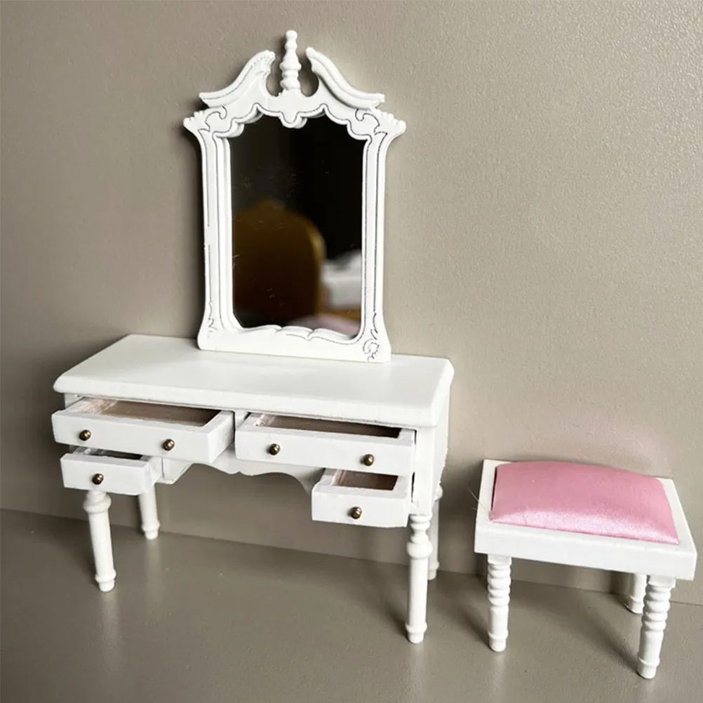 1Set 1:12 Scale Elegant White Miniature Dressing Table Set with Detachable Stool Drawers Dollhouse Scene Decoration Accessories
1Set 1:12 Scale Elegant White Miniature Dressing Table Set with Detachable Stool Drawers Dollhouse Scene Decoration Accessories