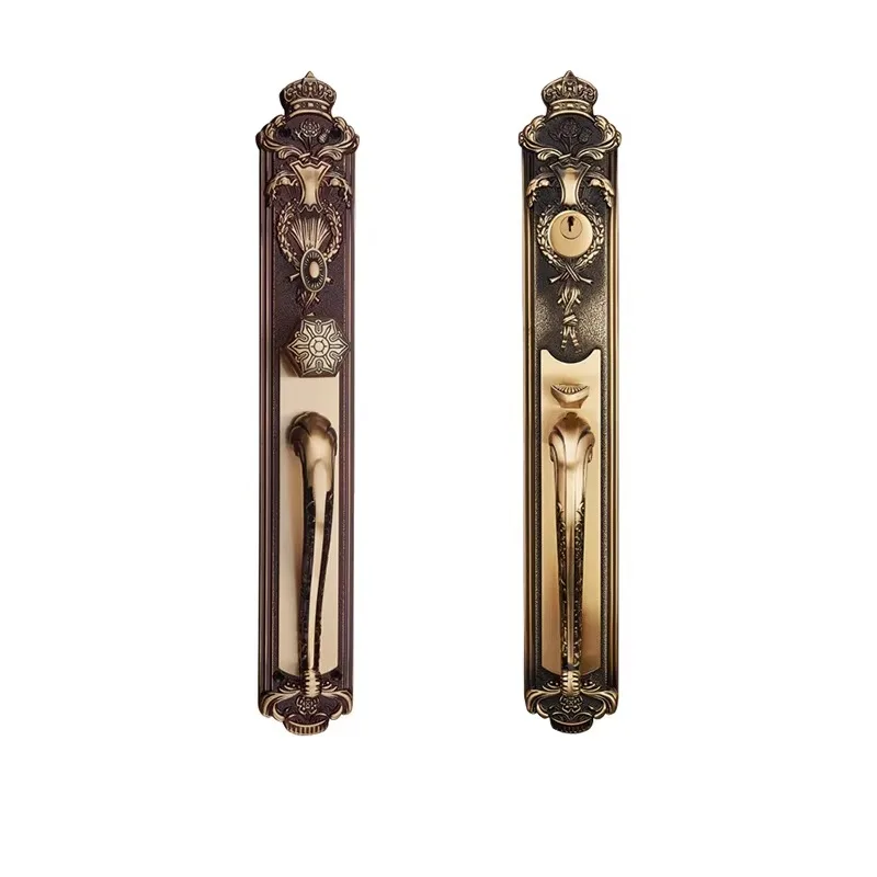 European-style brass villas have double double door locks for entrance doors
European-style brass villas have double double door locks for entrance doors