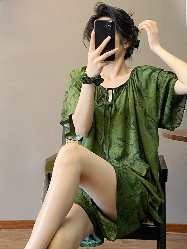 Ladies Cotton Silk Sleepwear Short Sleeve Home Clothes Set Young People's Summer Soft Cool Breathable Print Design Casual Outfit
Ladies Cotton Silk Sleepwear Short Sleeve Home Clothes Set Young People's Summer Soft Cool Breathable Print Design Casual Outfit