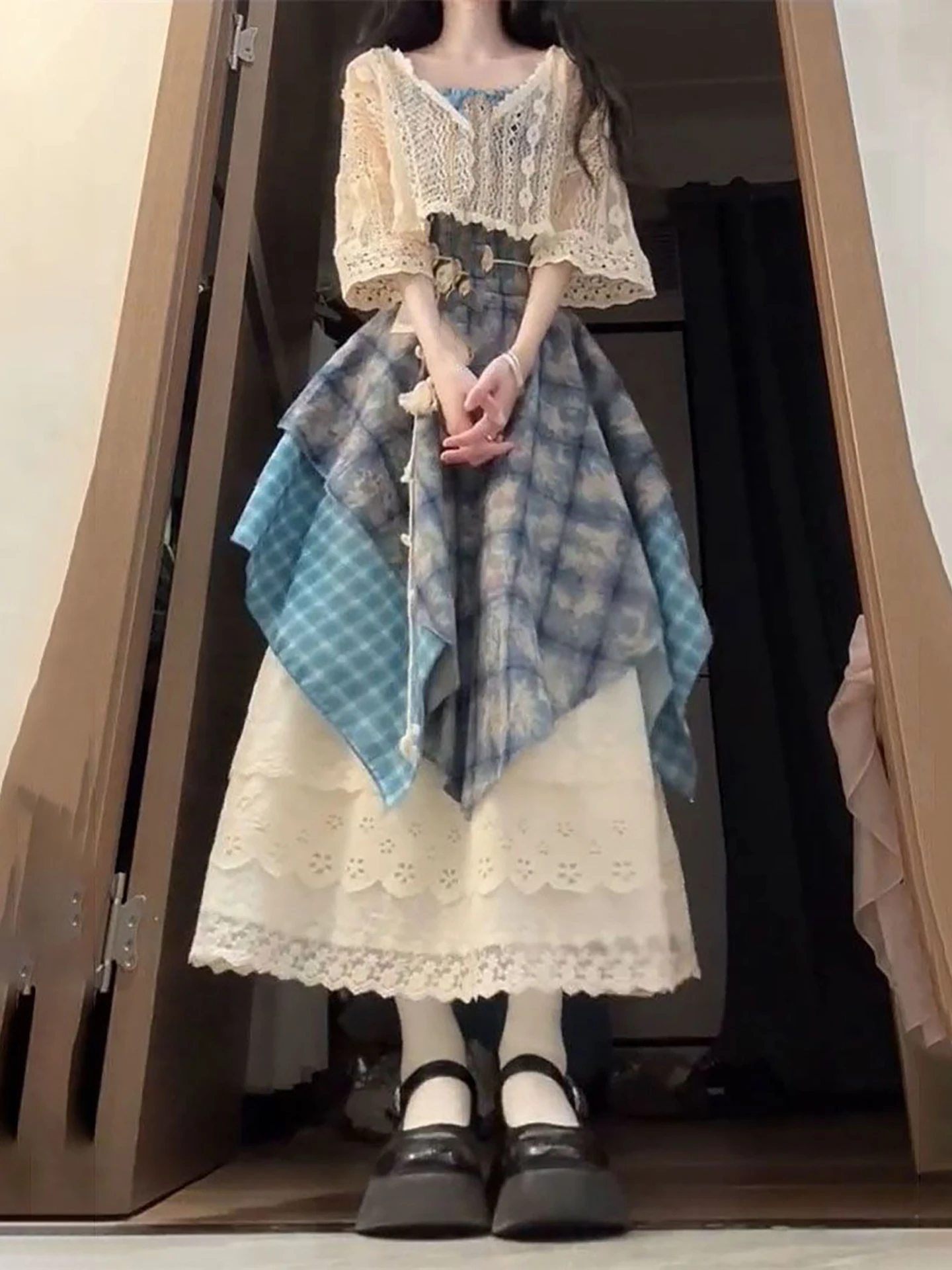 Retro Dyed Plaid Halter Dress Women's Hollow out Sun Protection Open Cardigan Spring Summer Korean Style Fashion Set
Retro Dyed Plaid Halter Dress Women's Hollow out Sun Protection Open Cardigan Spring Summer Korean Style Fashion Set