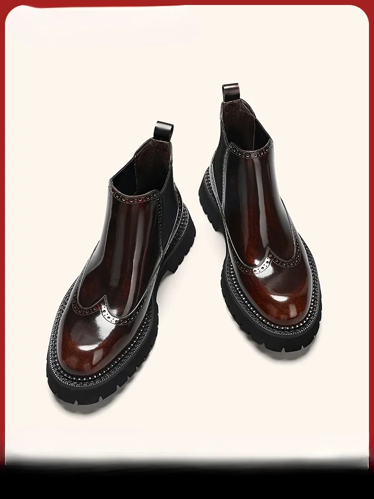 Autumn and Winter New Business Formal Men's Boots Genuine Leather Casual Platform Trend Fashion Short Boots Men's Shoes
Autumn and Winter New Business Formal Men's Boots Genuine Leather Casual Platform Trend Fashion Short Boots Men's Shoes