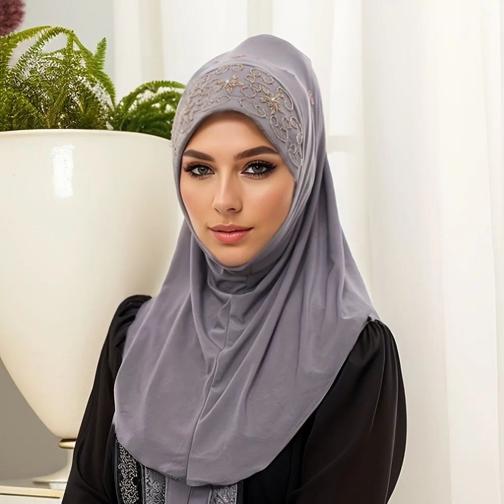 Muslim Fashion Woman Beading Soft Hijabs Scarf Shawl Ice Silk ScarvesTurban Women Long Shawls Head Wrap Headband
Muslim Fashion Woman Beading Soft Hijabs Scarf Shawl Ice Silk ScarvesTurban Women Long Shawls Head Wrap Headband