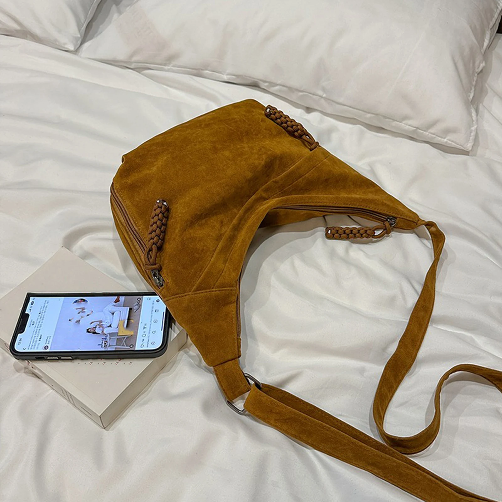 Сумка-хобо из искусственной замши в стиле ретро, женская большая вместительная сумка для пельменей в форме полумесяца, осенне-зимняя дорожная сумка через плечо для поездок на работу
Сумка-хобо из искусственной замши в стиле ретро, женская большая вместительная сумка для пельменей в форме полумесяца, осенне-зимняя дорожная сумка через плечо для поездок на работу