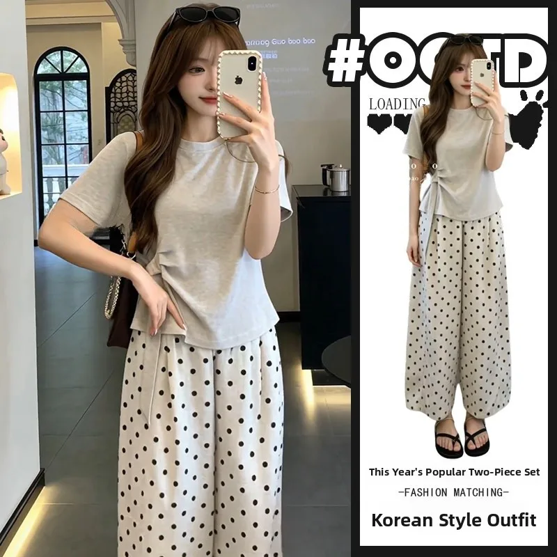 Sweet Two-Piece Set Summer Design Polka Dot High Waist Slimming Pure Color Top Short Sleeve Bottoms Fashionable Casual Style
Sweet Two-Piece Set Summer Design Polka Dot High Waist Slimming Pure Color Top Short Sleeve Bottoms Fashionable Casual Style