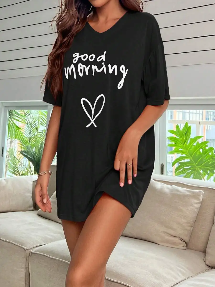 Women Casual Slogan Heart Print Drop Shoulder Nightdress
Women Casual Slogan Heart Print Drop Shoulder Nightdress