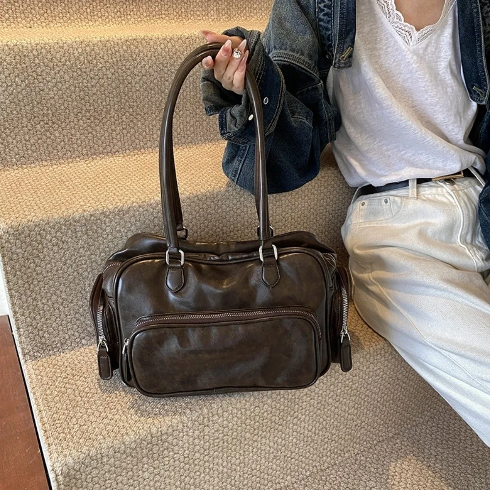 Multiple Pockets PU Handbag Tote Storage Korean Style PU Leather Shoulder Bag Large Capacity Shoulder Pouch PU Underarm Bag
Multiple Pockets PU Handbag Tote Storage Korean Style PU Leather Shoulder Bag Large Capacity Shoulder Pouch PU Underarm Bag