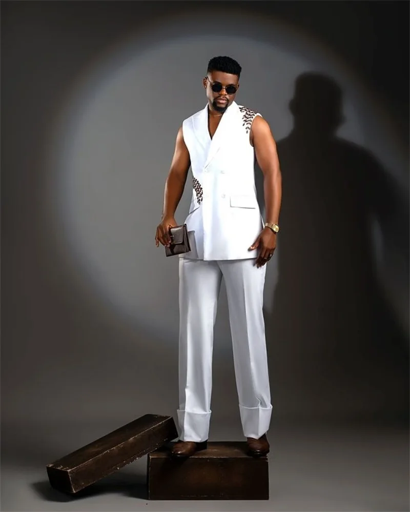 White Men Suits 2 Piece Vest+Pants Luxury Beaded Prom Wedding Tuxedos Sleeveless Coat Custom Made Formal Office Jacket Trousers
White Men Suits 2 Piece Vest+Pants Luxury Beaded Prom Wedding Tuxedos Sleeveless Coat Custom Made Formal Office Jacket Trousers