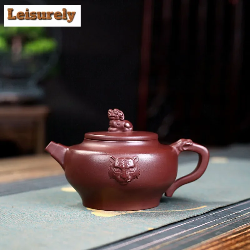 280ml Creative Yixing Purple Clay Teapots Famous Artists Handmade Auspicious Beast Pot Raw Ore Purple Mud Kettle Zisha Tea Set
280ml Creative Yixing Purple Clay Teapots Famous Artists Handmade Auspicious Beast Pot Raw Ore Purple Mud Kettle Zisha Tea Set