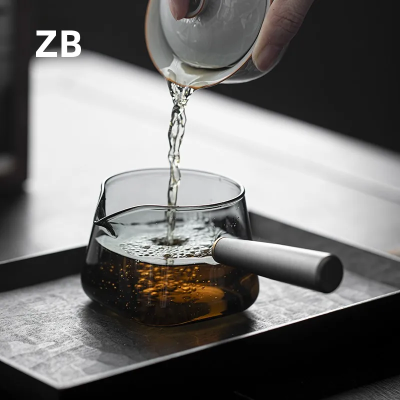 Tiange Heat Resistant Alloy Side Handle Glass Gongfu Tea Set Long Handle Eagle Beak Dripper Water Stop Good Tea Brewing Tools
Tiange Heat Resistant Alloy Side Handle Glass Gongfu Tea Set Long Handle Eagle Beak Dripper Water Stop Good Tea Brewing Tools