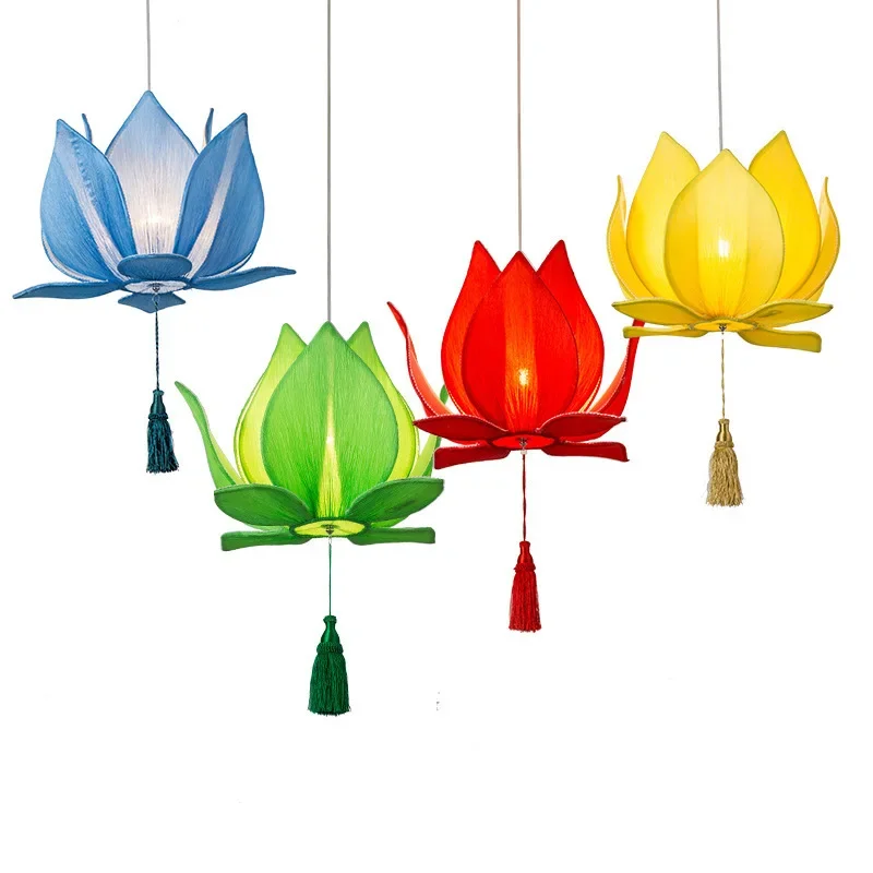 New Chinese creative lotus chandelier, restaurant fabric lotus lantern, ancient Chinese style Buddhist hall, tea room zen
New Chinese creative lotus chandelier, restaurant fabric lotus lantern, ancient Chinese style Buddhist hall, tea room zen