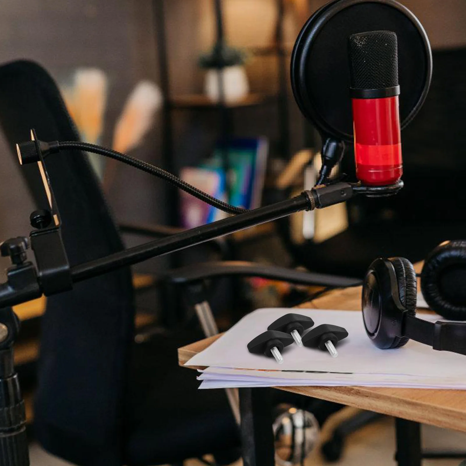 Microphone Stand Plate Clamping Knobs Hand Bolts Securing Screws Durable Construction Adjustable Height Angle Portable Design
Microphone Stand Plate Clamping Knobs Hand Bolts Securing Screws Durable Construction Adjustable Height Angle Portable Design