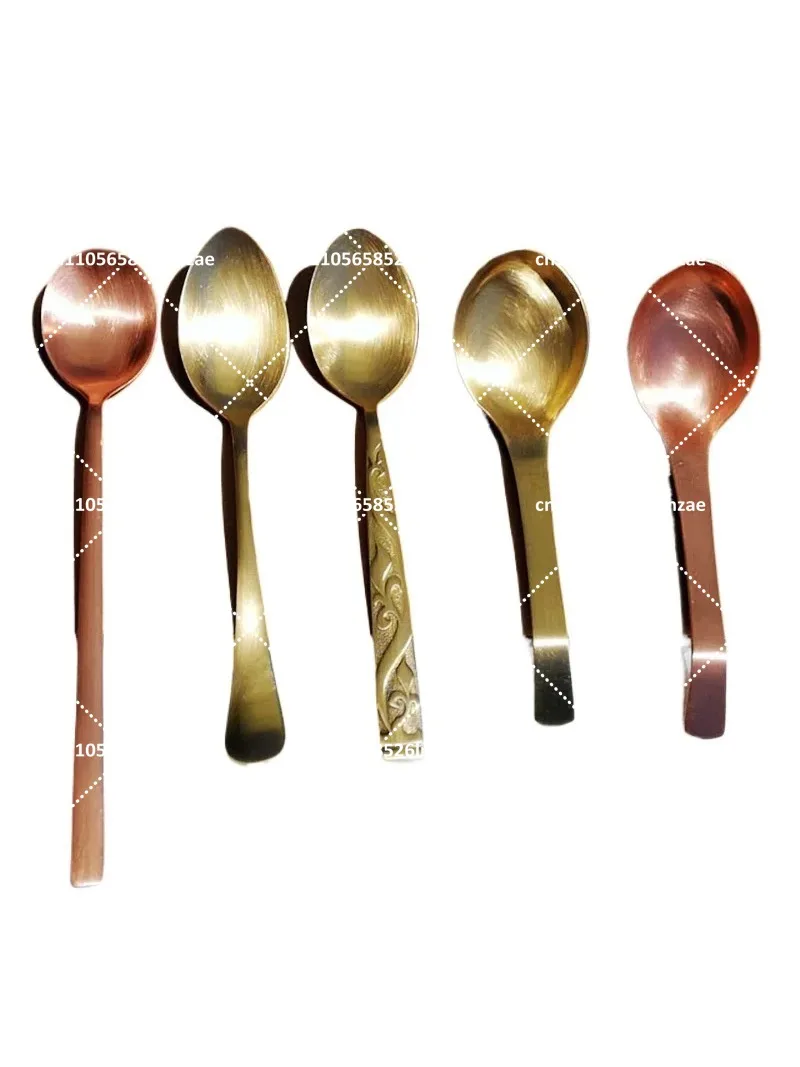 Handmade Thickened Long Handle Pure Copper Eating Spoon Tableware
Handmade Thickened Long Handle Pure Copper Eating Spoon Tableware