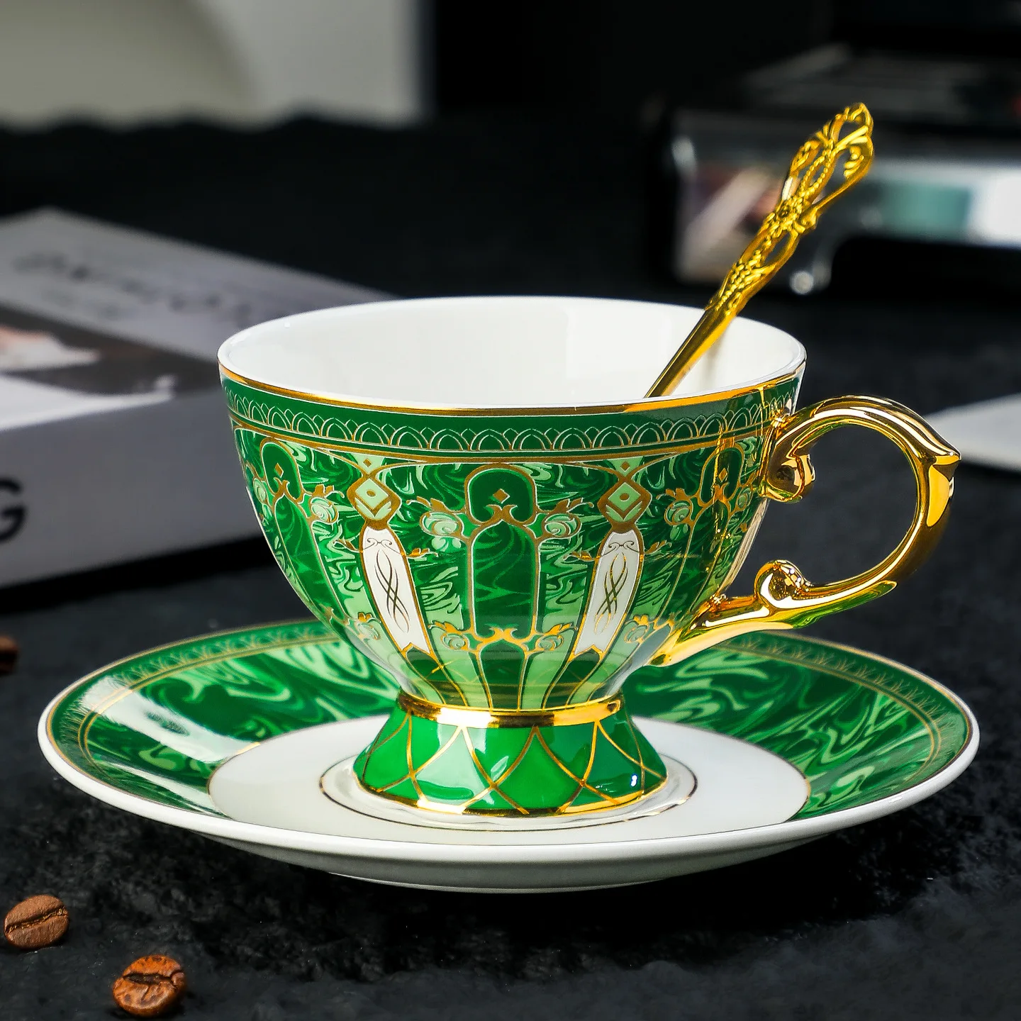 YFY beautiful high-value high-end exquisite European bone china coffee cup niche light luxury high-end British teacup
YFY beautiful high-value high-end exquisite European bone china coffee cup niche light luxury high-end British teacup