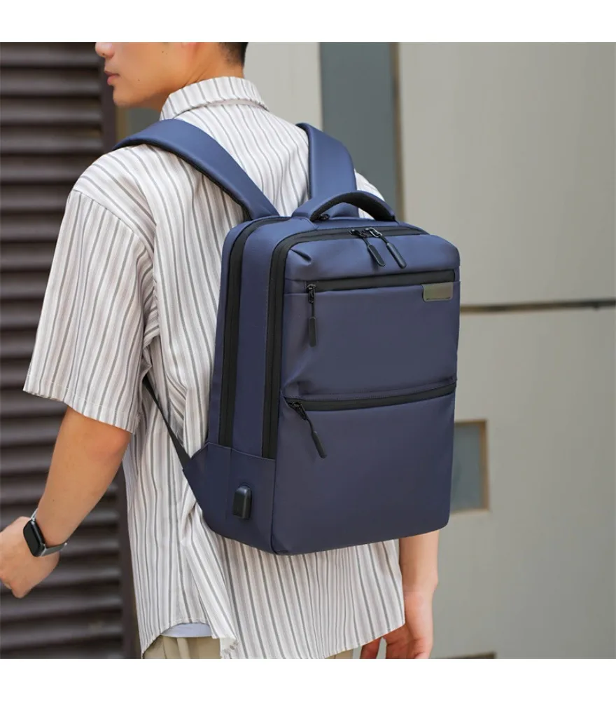 Multifunctional computer backpack men's and women's large capacity high-end sense business leisure backpack travel light student
Multifunctional computer backpack men's and women's large capacity high-end sense business leisure backpack travel light student