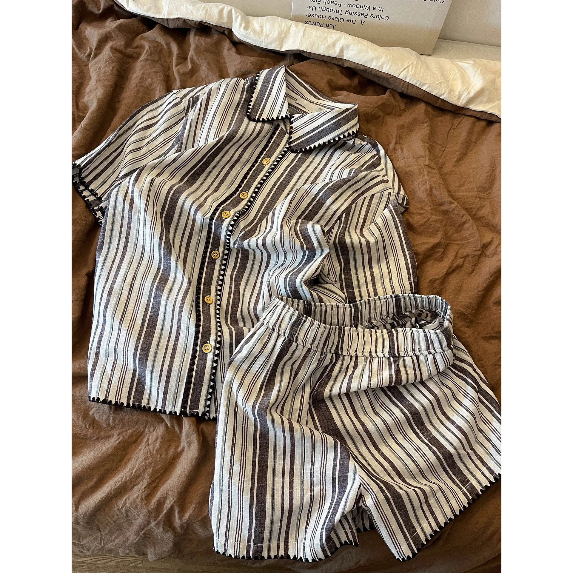 Summer New Cloud Cotton Sleepwear Women's Short Sleeve Shorts Gray White Stripes Color Block Lace Simple Home Clothes Set
Summer New Cloud Cotton Sleepwear Women's Short Sleeve Shorts Gray White Stripes Color Block Lace Simple Home Clothes Set