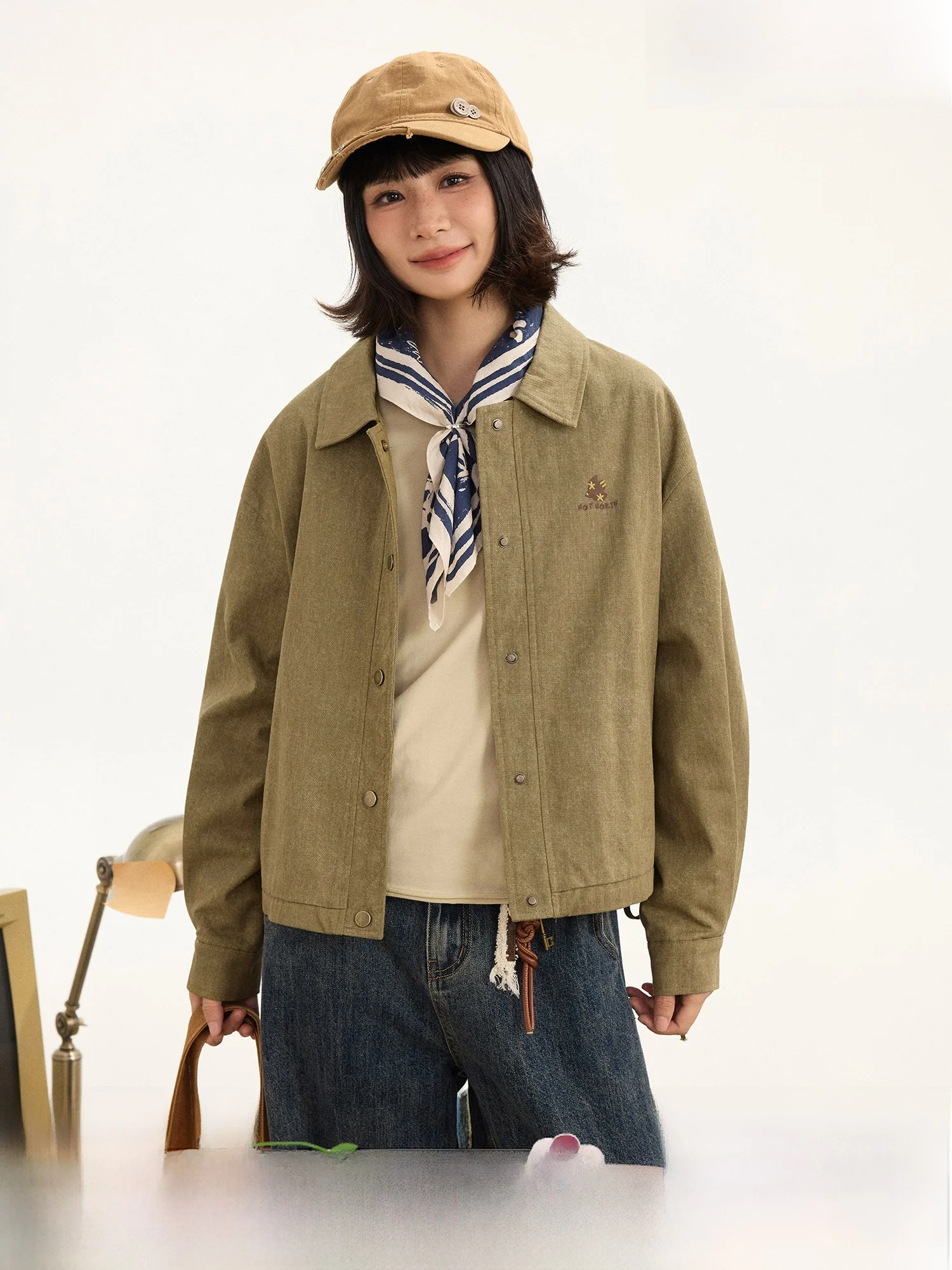 Retro Cotton ort Jaet with Embroidered Design Vintage Sle Women's Outerwear Spring Season Pure Cotton Khadi Fabric
Retro Cotton ort Jaet with Embroidered Design Vintage Sle Women's Outerwear Spring Season Pure Cotton Khadi Fabric