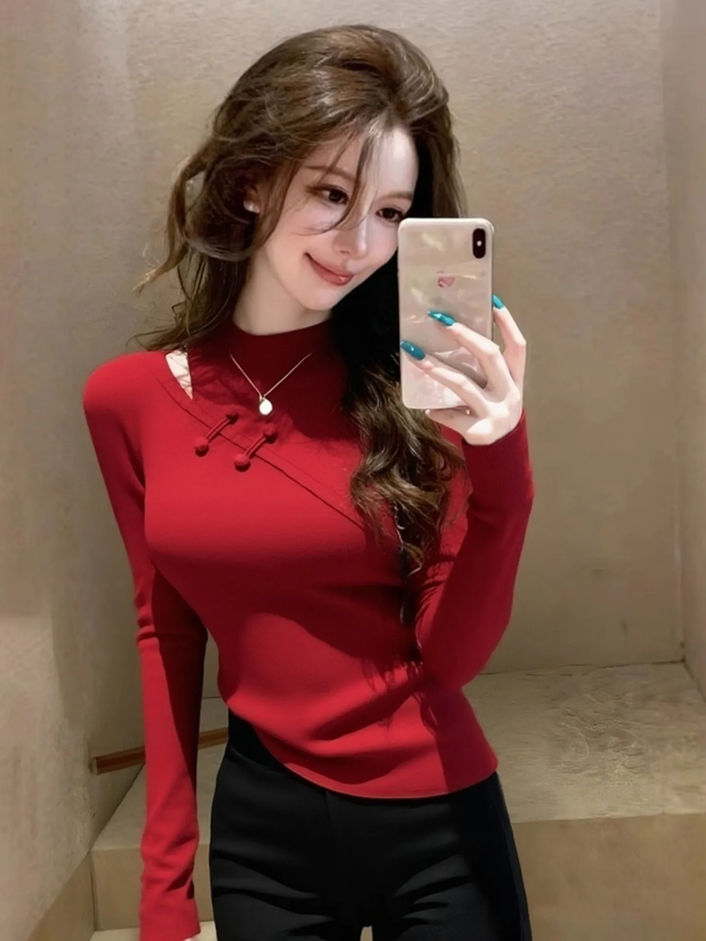 Ретро-китайская вязаная кофта на пуговицах с длинным рукавом для женщин, осенне-зимняя, новый дизайн, с эффектом омоложения
Ретро-китайская вязаная кофта на пуговицах с длинным рукавом для женщин, осенне-зимняя, новый дизайн, с эффектом омоложения