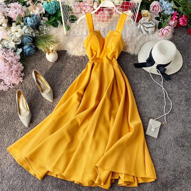 Sexy Backless Retro Camisole Dress Strapless Dress Beach Beach over Knee Goddess Style Dress
Sexy Backless Retro Camisole Dress Strapless Dress Beach Beach over Knee Goddess Style Dress