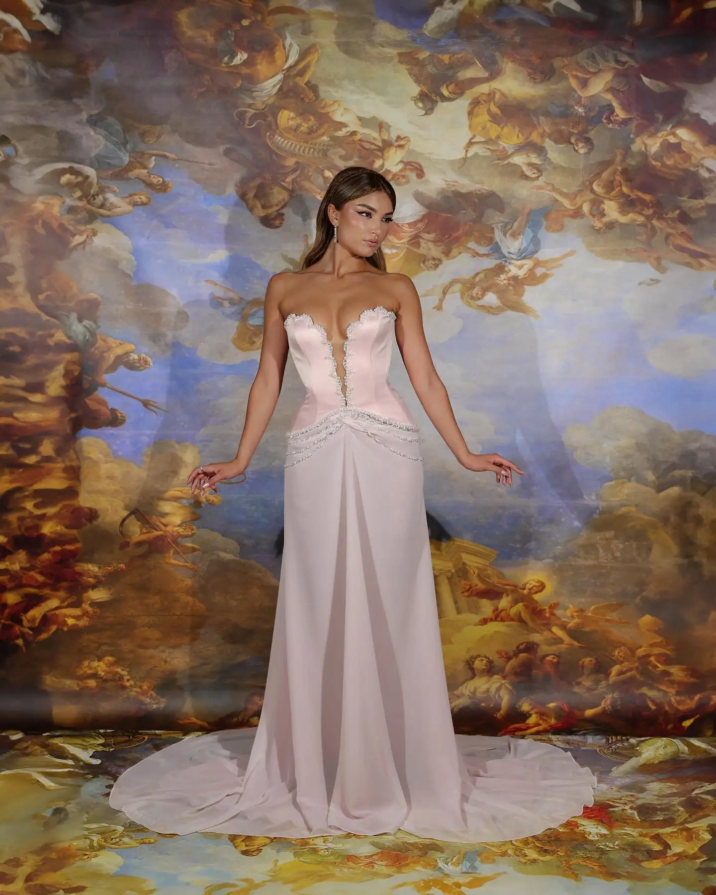 Customized Delicate Chiffon Straight Crystal Evening Dresses Strapless Sleeveless Lace Up Back Panel Train Bridal Part
Customized Delicate Chiffon Straight Crystal Evening Dresses Strapless Sleeveless Lace Up Back Panel Train Bridal Part