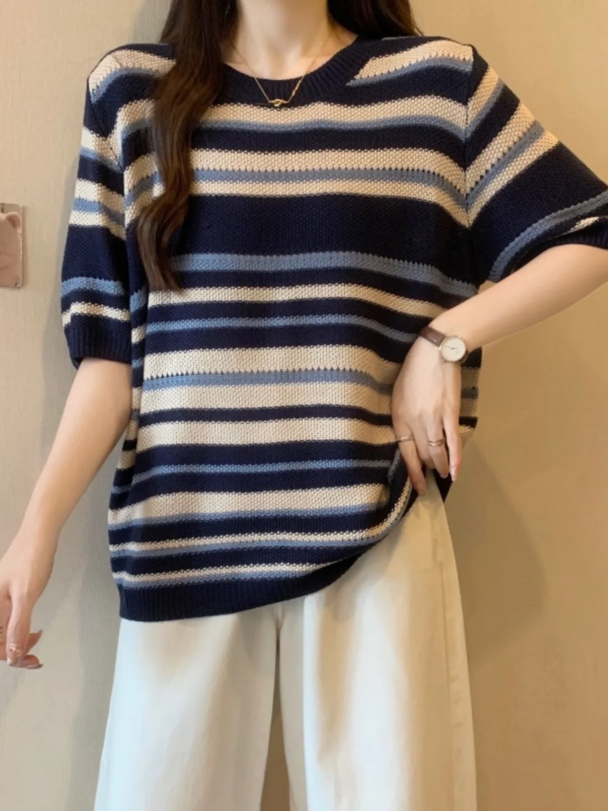 Blue Striped Knitted Ice Silk Short Sleeve T-Shirt Women's Loose Casual Top Summer New Style plus Size Cover Belly
Blue Striped Knitted Ice Silk Short Sleeve T-Shirt Women's Loose Casual Top Summer New Style plus Size Cover Belly