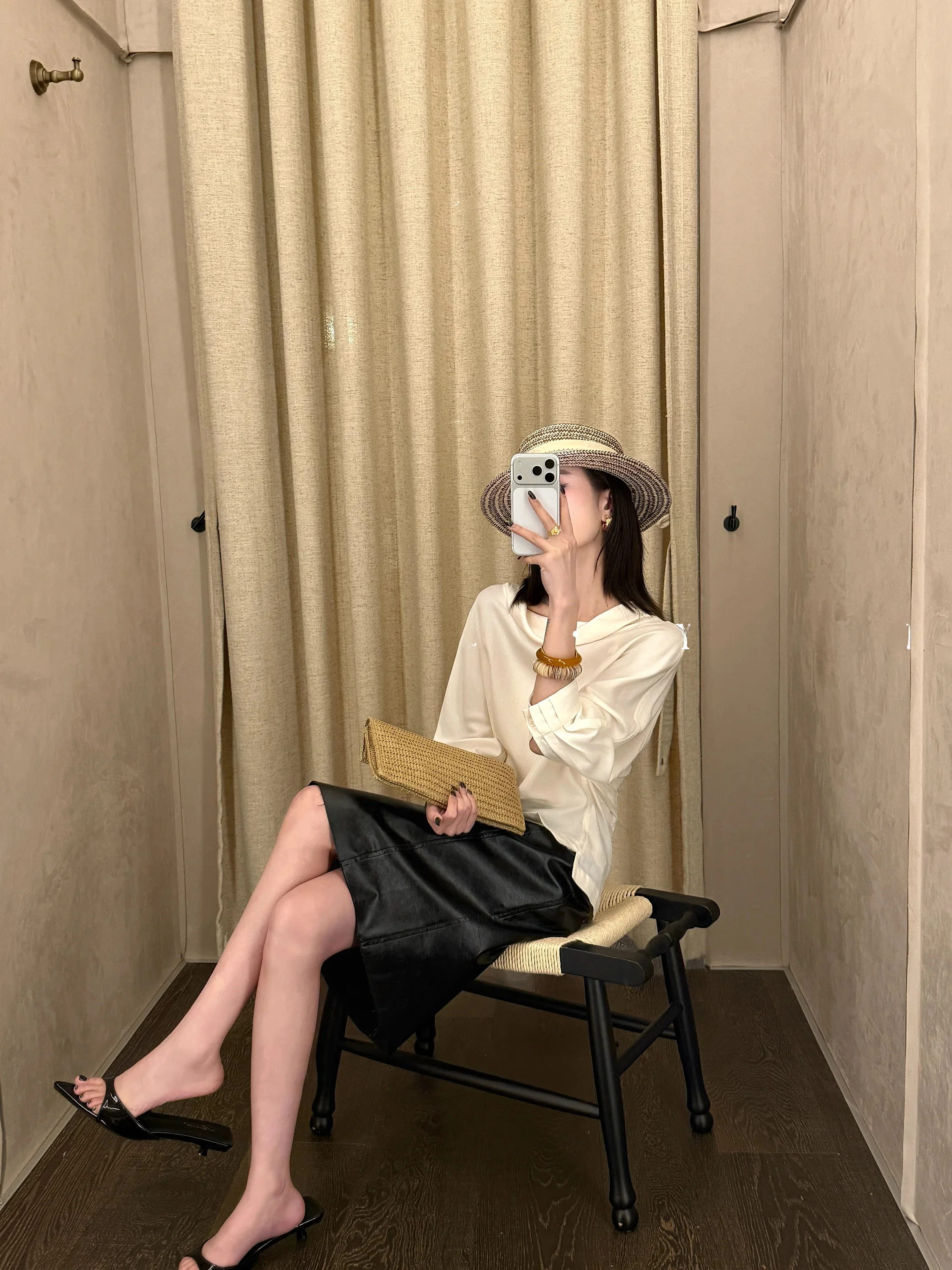 KINSE·YUN Perfect Little Shirt Drapey Side Pleat Elegant Batwing Sleeve Waist Cinched Top Rylee Cotton Linen Blend Short Sleeve
KINSE·YUN Perfect Little Shirt Drapey Side Pleat Elegant Batwing Sleeve Waist Cinched Top Rylee Cotton Linen Blend Short Sleeve