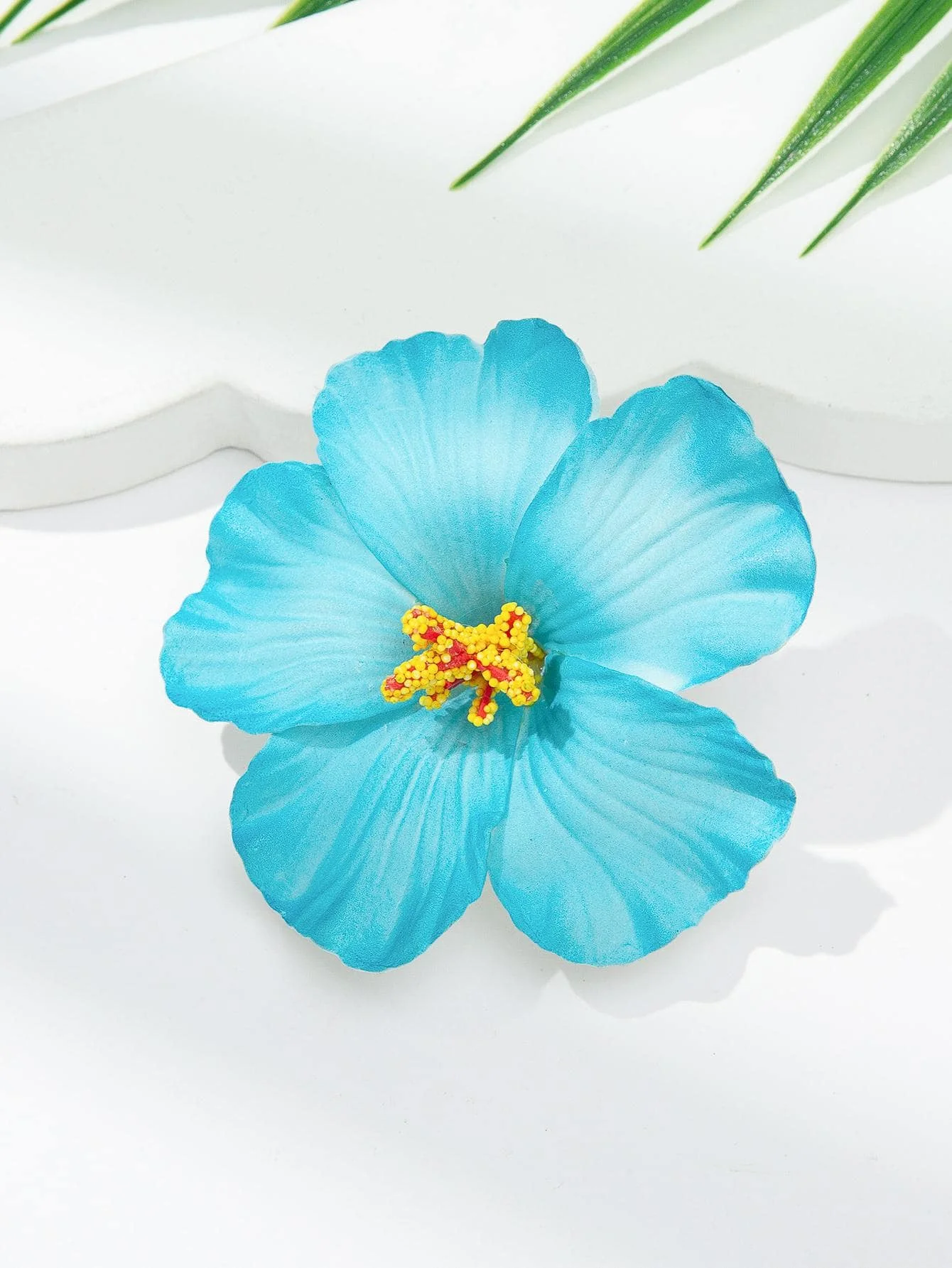 Blue Hibiscus Flower Hair Clip Bohemian Style Women Hair Claw Barrette For Vacation Daily Wear
Blue Hibiscus Flower Hair Clip Bohemian Style Women Hair Claw Barrette For Vacation Daily Wear