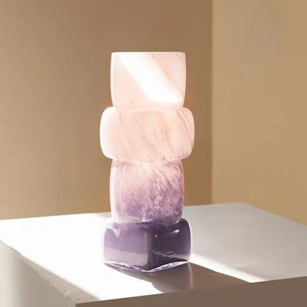 Vase Light Luxury High Sense Art Gradual Change Niche Hydroponic Flower Arrangement Living Room Dining Table Decoration
Vase Light Luxury High Sense Art Gradual Change Niche Hydroponic Flower Arrangement Living Room Dining Table Decoration