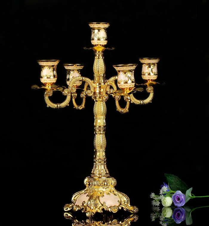 Home Hotel KTV Wedding Romantic Candlelight Dinner Alloy Candlestick Wedding Gifts
Home Hotel KTV Wedding Romantic Candlelight Dinner Alloy Candlestick Wedding Gifts
