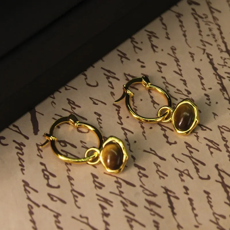 Vintage oval tiger eye stone dangle earrings light luxury exquisite earring for party wedding occasion romantic jewelry
Vintage oval tiger eye stone dangle earrings light luxury exquisite earring for party wedding occasion romantic jewelry
