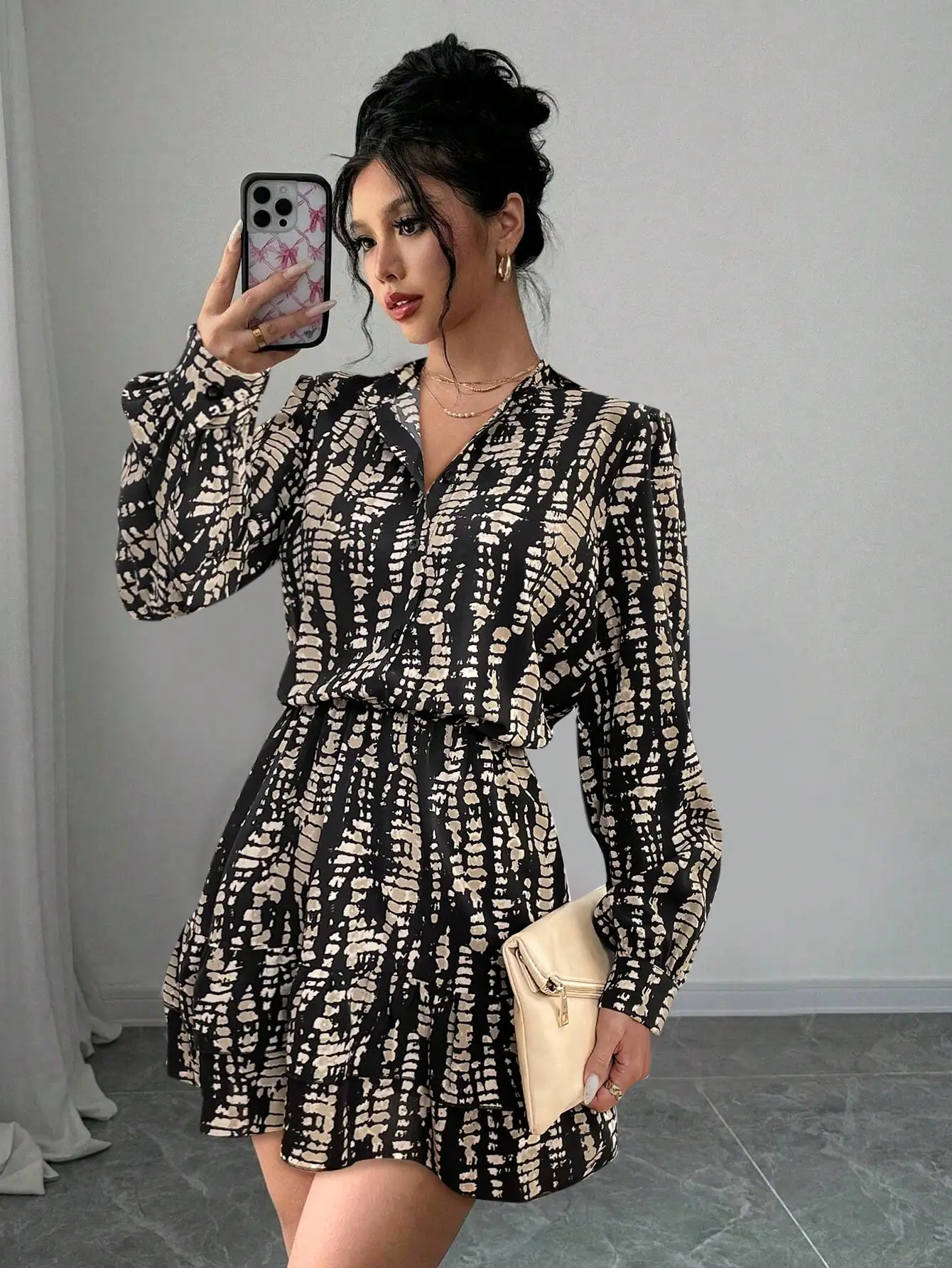 Женское платье-кардиган с воротником-стойкой, рукавами-фонариками и оборками по низу, с длинными рукавами, короткое, осеннее, для женщин
Женское платье-кардиган с воротником-стойкой, рукавами-фонариками и оборками по низу, с длинными рукавами, короткое, осеннее, для женщин