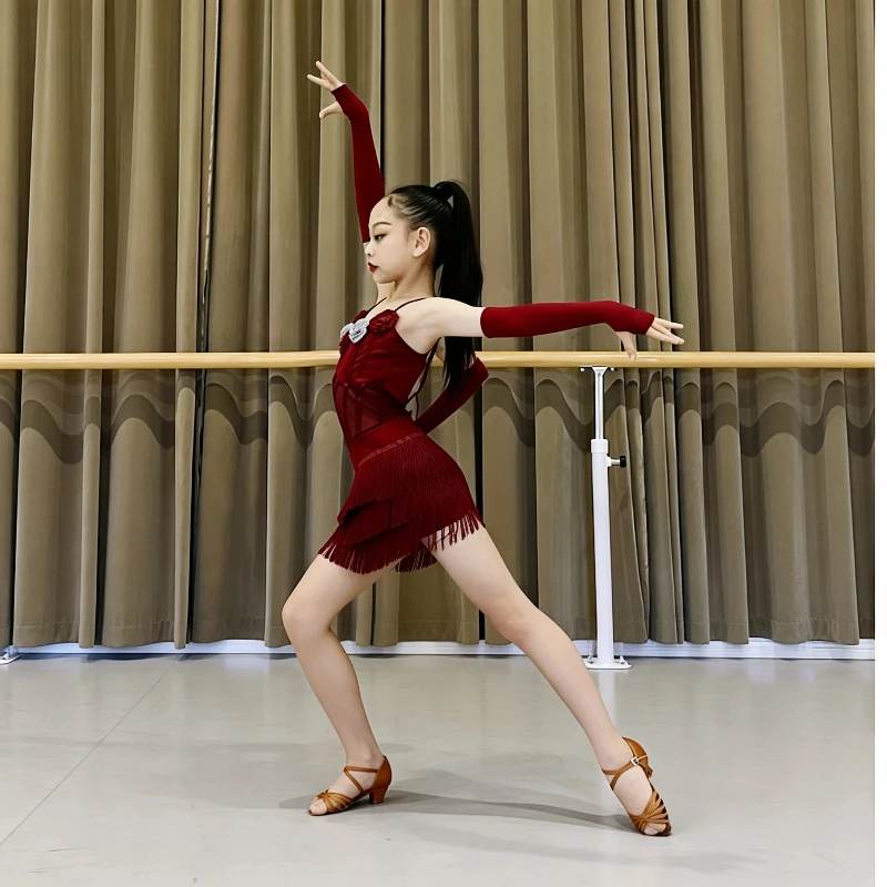 New Half Skirt Tassel Children's Latin Dance Costume, Girls' Practice Performance Set, 2025 Autumn and Winter Latin Dance Dress
New Half Skirt Tassel Children's Latin Dance Costume, Girls' Practice Performance Set, 2025 Autumn and Winter Latin Dance Dress
