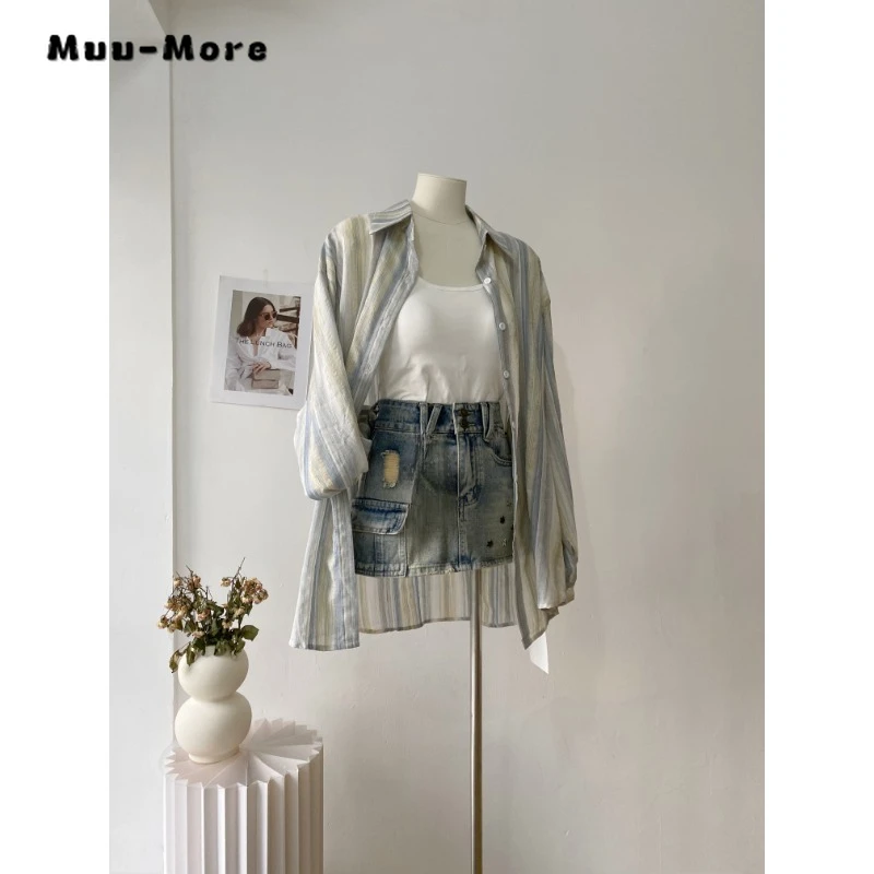 Korean Fashion Style Striped Lapel Single Breasted Shirt Tops for Women 2023 Autumn Winter Vintage Loose Long Sleeve Blouse
Korean Fashion Style Striped Lapel Single Breasted Shirt Tops for Women 2023 Autumn Winter Vintage Loose Long Sleeve Blouse