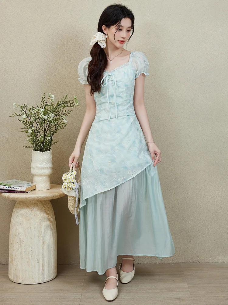 Summer Embroidery Floral Patchwork Long Dress Women Puff Sleeve Bow Ruffled Square Collar Dress 2026 Korean Elegant Party Dress
Summer Embroidery Floral Patchwork Long Dress Women Puff Sleeve Bow Ruffled Square Collar Dress 2026 Korean Elegant Party Dress