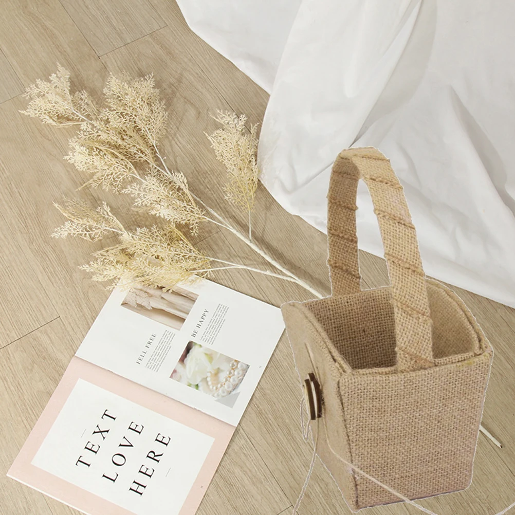 Rustic Burlap Flower Basket Double Heart Bowknot Vintage Wedding Ceremony Linen Bamboo Decor Gift Confetti Holder
Rustic Burlap Flower Basket Double Heart Bowknot Vintage Wedding Ceremony Linen Bamboo Decor Gift Confetti Holder