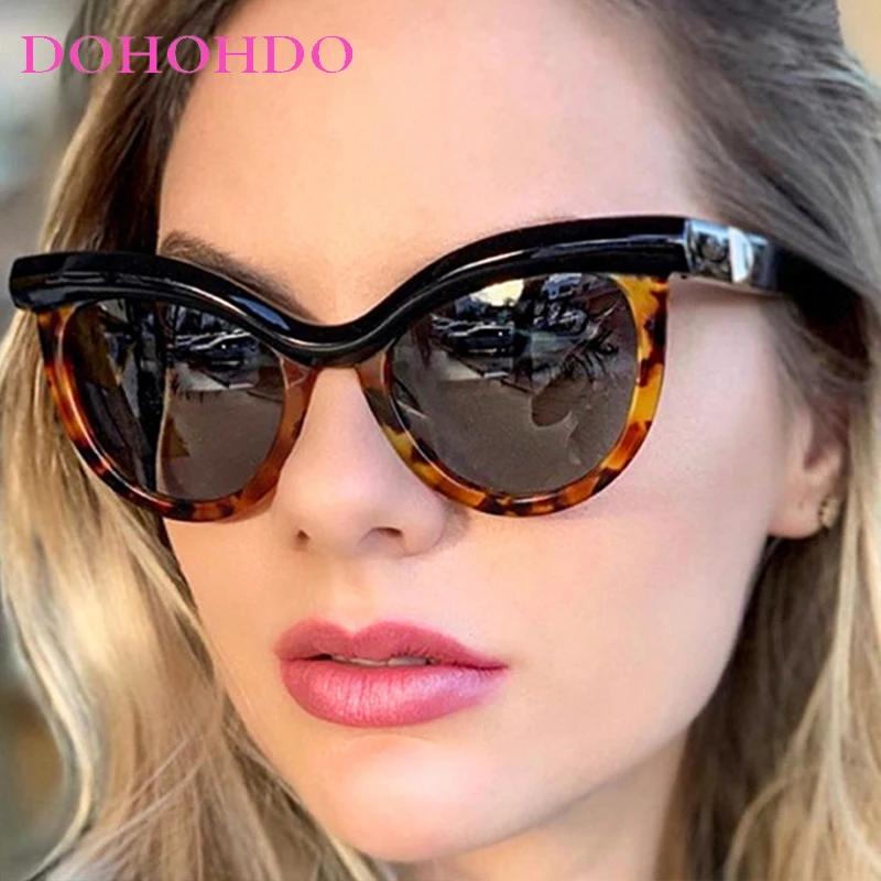 Classic Cat Eye Women's Sunglasses Fashion Designer Men Sunglass Driving Summer Traveling Shade Female Eyeglasses UV400 Lentes
Classic Cat Eye Women's Sunglasses Fashion Designer Men Sunglass Driving Summer Traveling Shade Female Eyeglasses UV400 Lentes