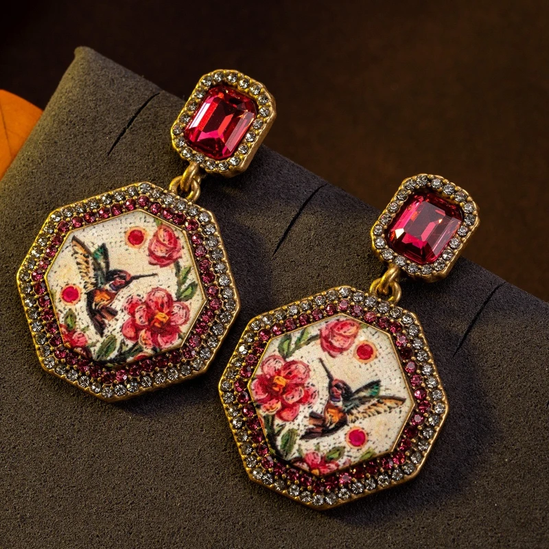 Luxury Vintage Red Floral Bird Stud Earrings Micro Inlaid Zircon Fashion Women Wedding Ear Ornaments
Luxury Vintage Red Floral Bird Stud Earrings Micro Inlaid Zircon Fashion Women Wedding Ear Ornaments