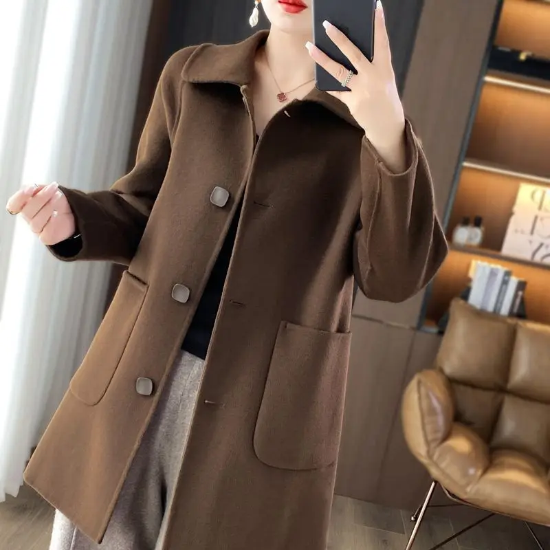 Wool Double-Sided Woolen Coat Women's Autumn And Winter new Long Doll Collar Small Woolen Coat Pink Green
Wool Double-Sided Woolen Coat Women's Autumn And Winter new Long Doll Collar Small Woolen Coat Pink Green