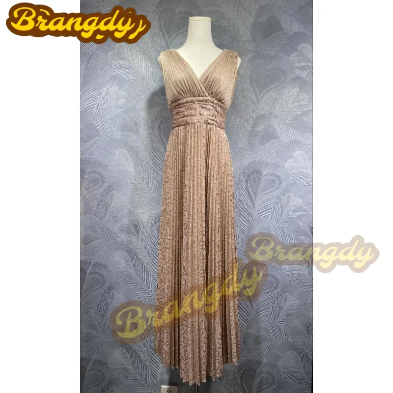 Brangdy 2025 Summer New V-neck Pleated Beaded Waist-cinching Long Dress In Stock
Brangdy 2025 Summer New V-neck Pleated Beaded Waist-cinching Long Dress In Stock