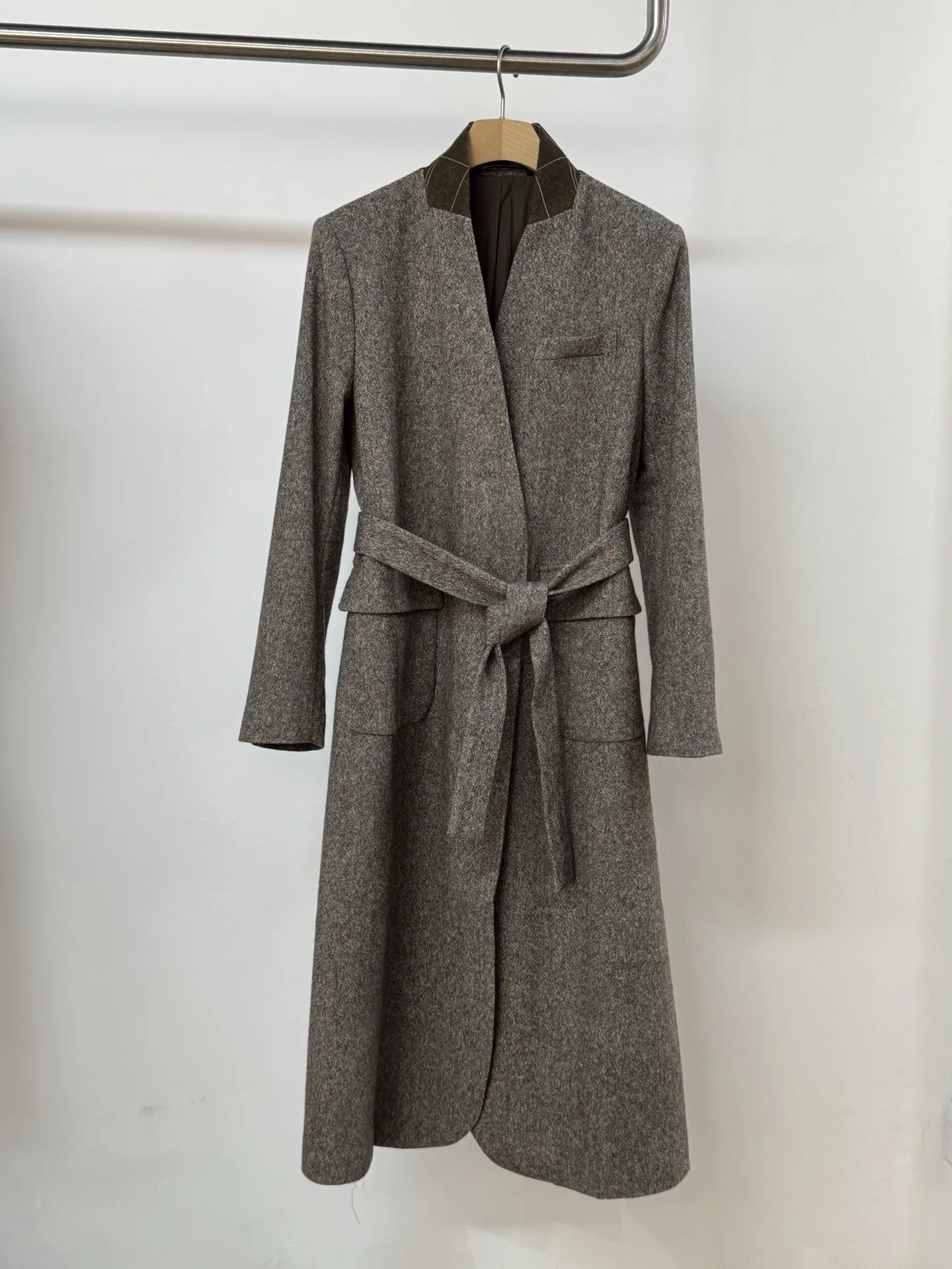 2025 Autumn And Winter High Quality Fashion Casual Mixed Wool Waisted Wool Coat For Women 
2025 Autumn And Winter High Quality Fashion Casual Mixed Wool Waisted Wool Coat For Women