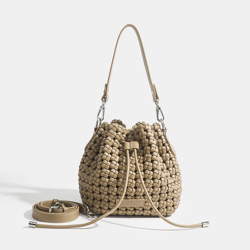 GuangZhou Factory Outlet Leisure And Comfortable PU Leather Handbag High End Quality Korean Style Crossbody Shoulder Bag
GuangZhou Factory Outlet Leisure And Comfortable PU Leather Handbag High End Quality Korean Style Crossbody Shoulder Bag