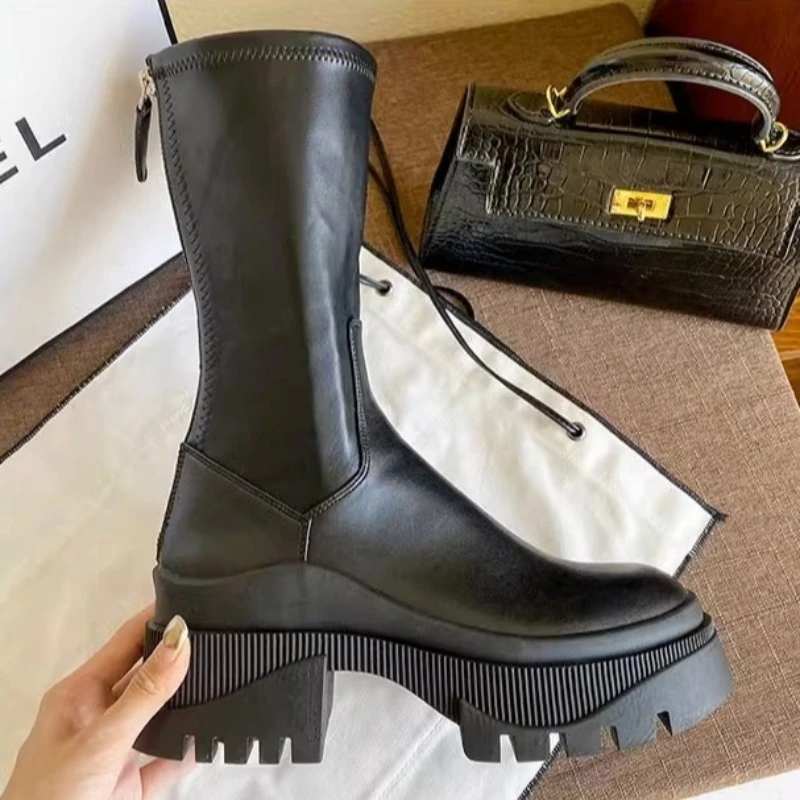 6cm Women's Shoes Exquisite Soft Leather Platform Boots for Woman Fashion Plush Warm Stretch Boots Designer Shoes Botas Feminina
6cm Women's Shoes Exquisite Soft Leather Platform Boots for Woman Fashion Plush Warm Stretch Boots Designer Shoes Botas Feminina