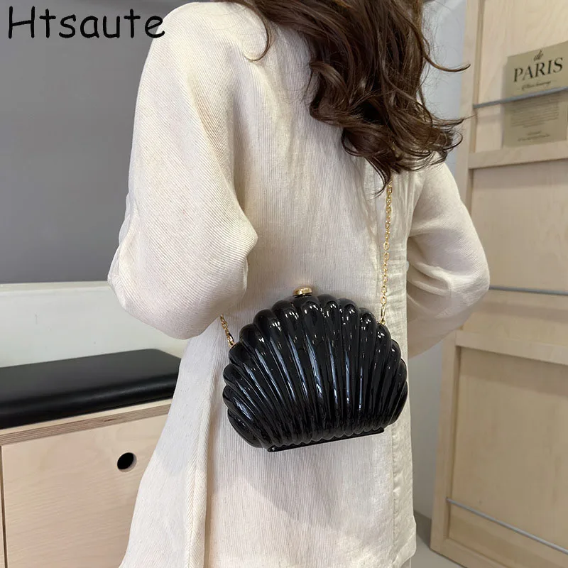 Women Shell Shaped Clutch Bag Evening Bag Fashion Elegant Chain Bags Purse Women Chain Shoulder Bags Wedding Party Handbag
Women Shell Shaped Clutch Bag Evening Bag Fashion Elegant Chain Bags Purse Women Chain Shoulder Bags Wedding Party Handbag