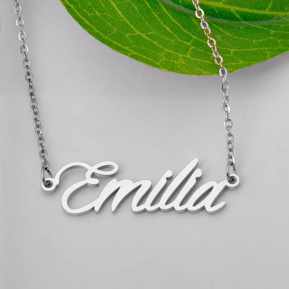 AOLOSHOW Emilia Gold Color Stainless Steel Name Necklace Personalized Jewelry Letter Pendant Charm for Women
AOLOSHOW Emilia Gold Color Stainless Steel Name Necklace Personalized Jewelry Letter Pendant Charm for Women